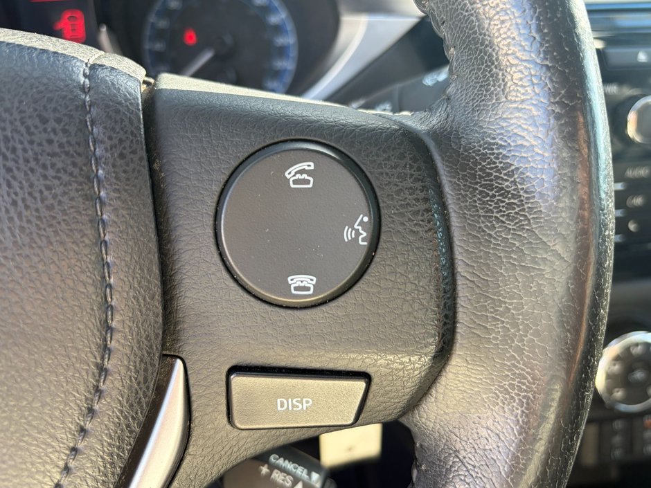 2015 Toyota Corolla 4-door Sedan S CVTi-S-25