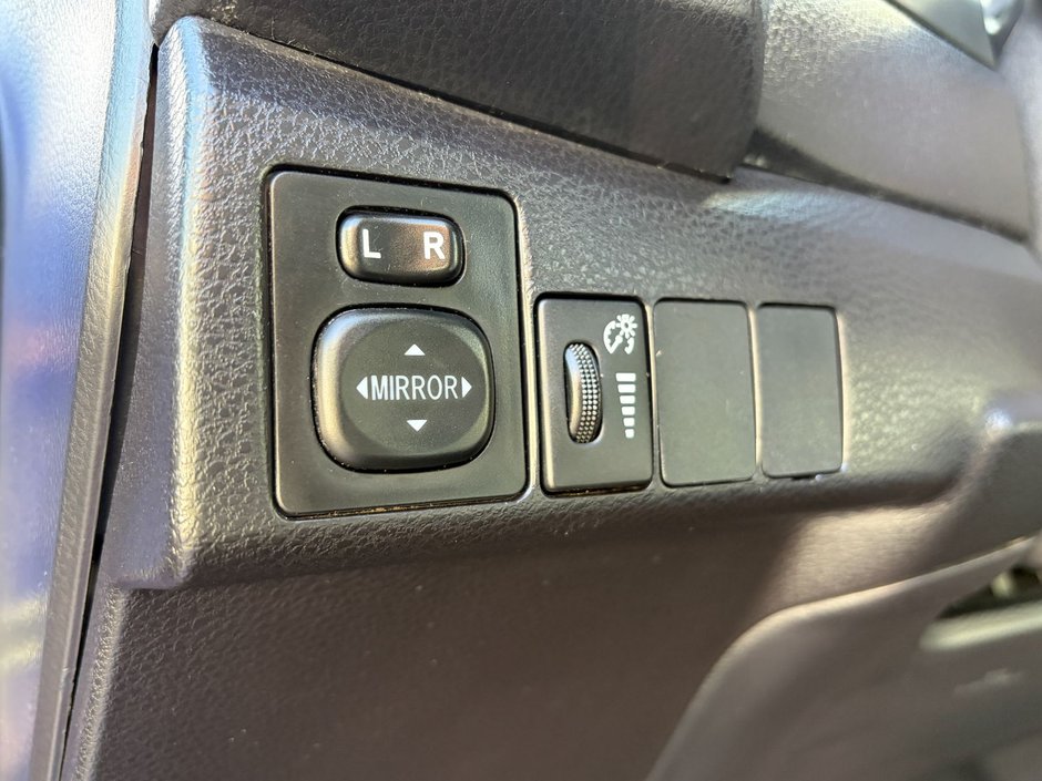 2015 Toyota Corolla 4-door Sedan S CVTi-S-21