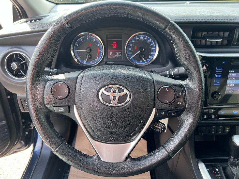 2017 Toyota Corolla 4-door Sedan LE CVTi-S-14