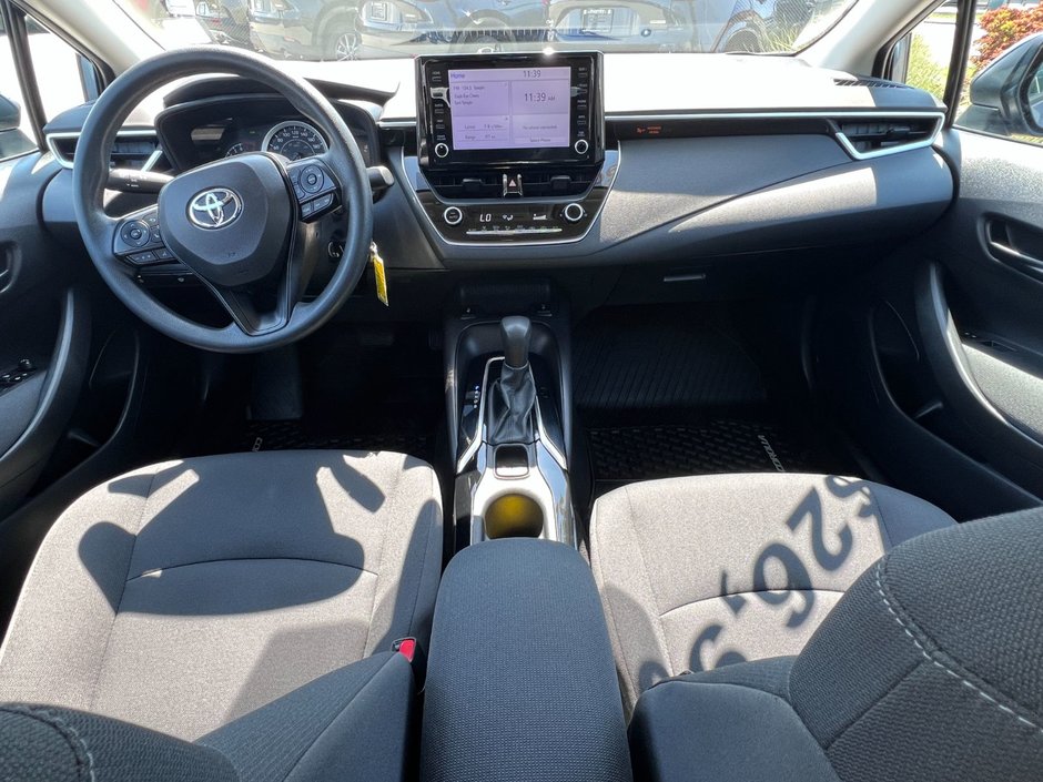 2022 Toyota Corolla LE CVT-10