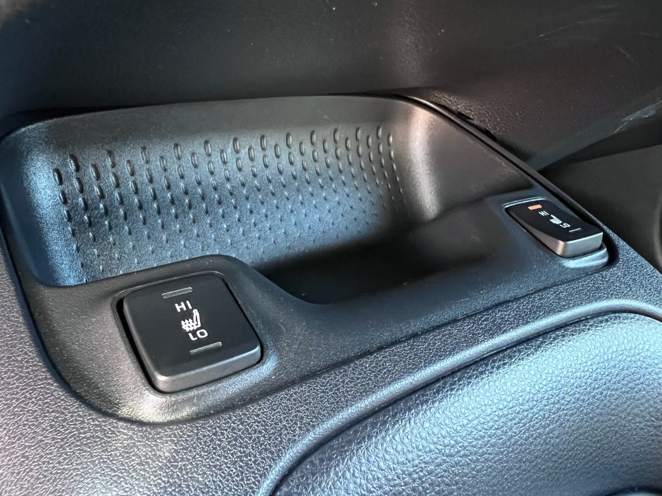 2022 Toyota Corolla LE CVT-20