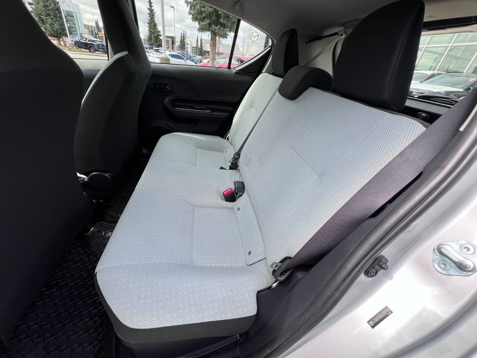 2018 Toyota Prius C ECVT-8