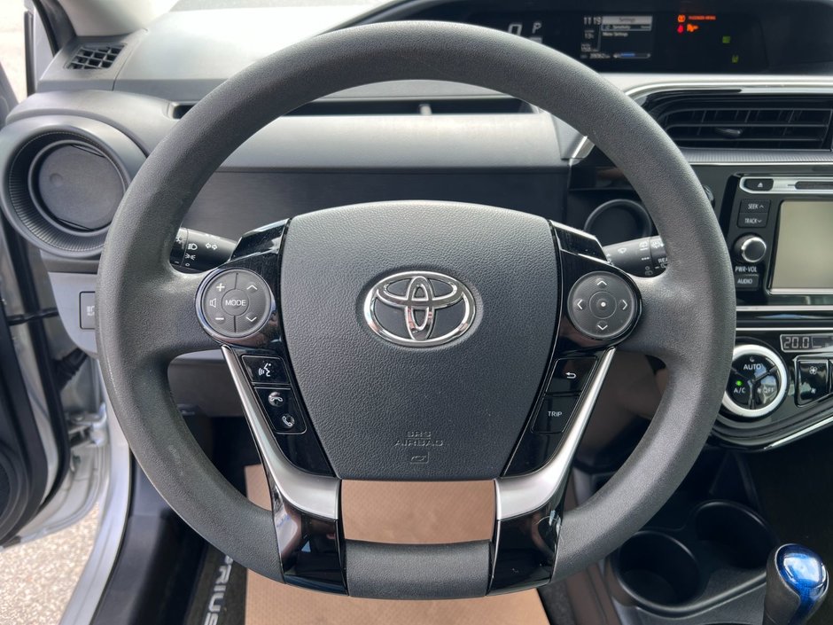 2018 Toyota Prius C ECVT-14