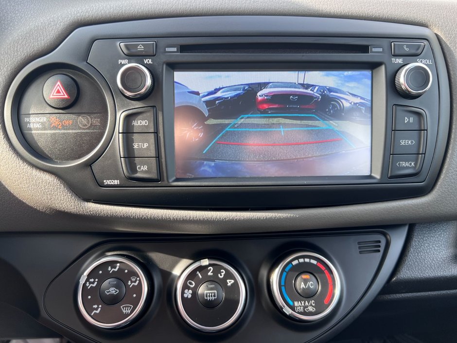 2018 Toyota Yaris 5 Dr LE Htbk 5M-16