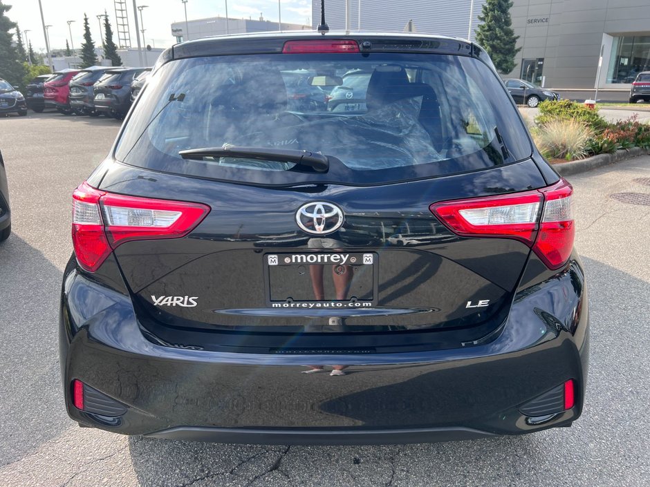 2018 Toyota Yaris 5 Dr LE Htbk 5M-6