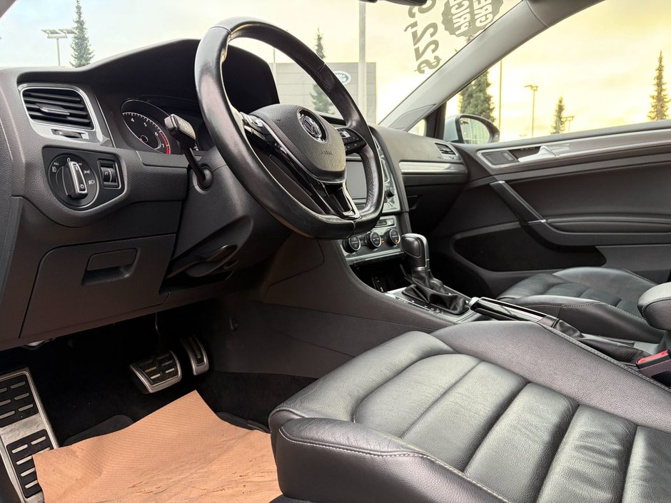 2017 Volkswagen Golf Sportwagen 1.8T Trendline DSG 6sp at w/Tip 4MOTION-12