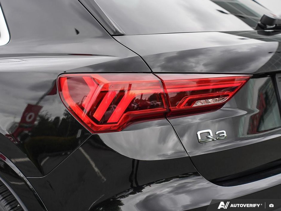2025 Audi Q3 Progressiv // NO ACCIDENTS-9