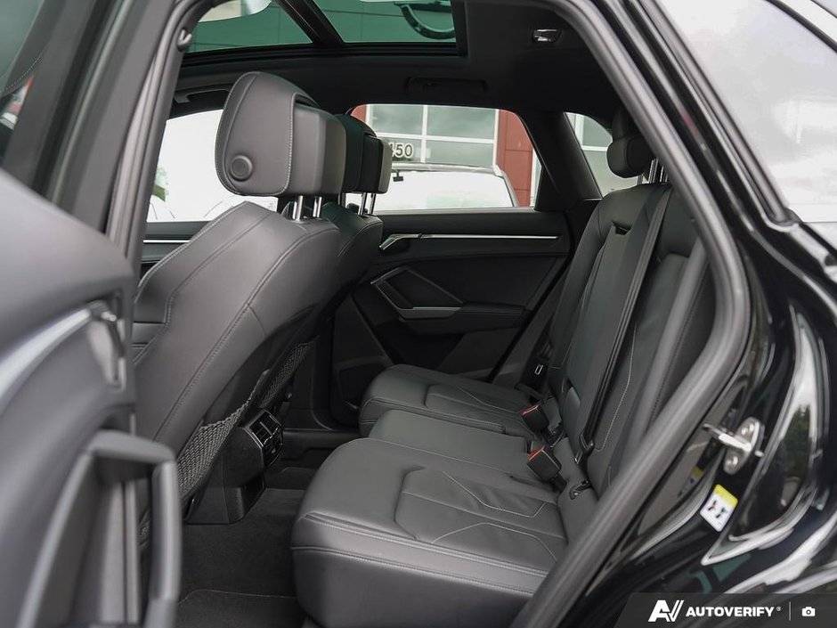 2025 Audi Q3 Progressiv // NO ACCIDENTS-20