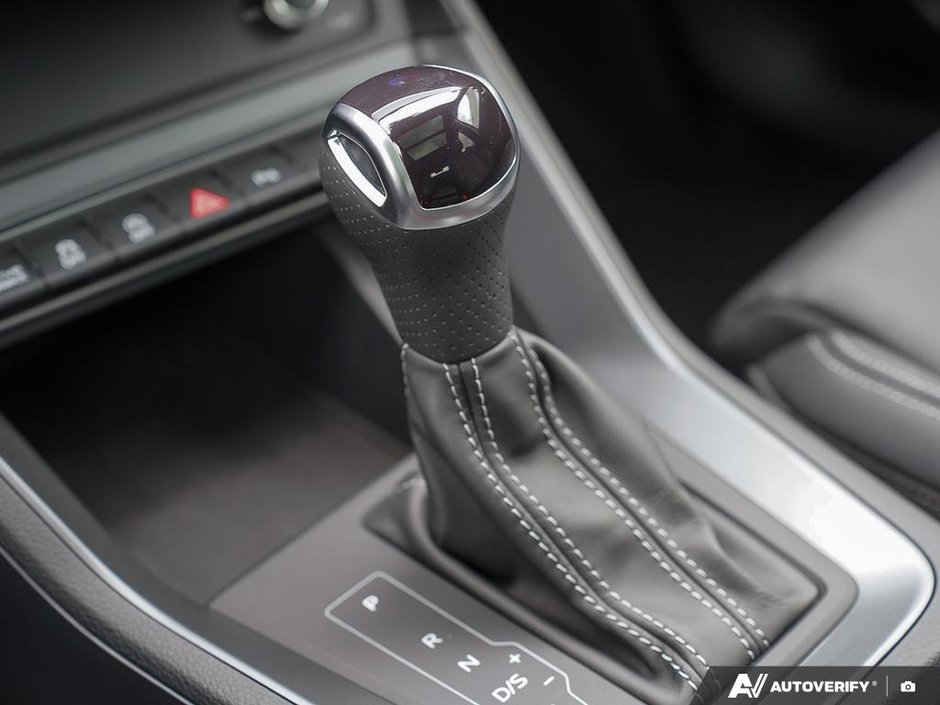 2025 Audi Q3 Progressiv // NO ACCIDENTS-16