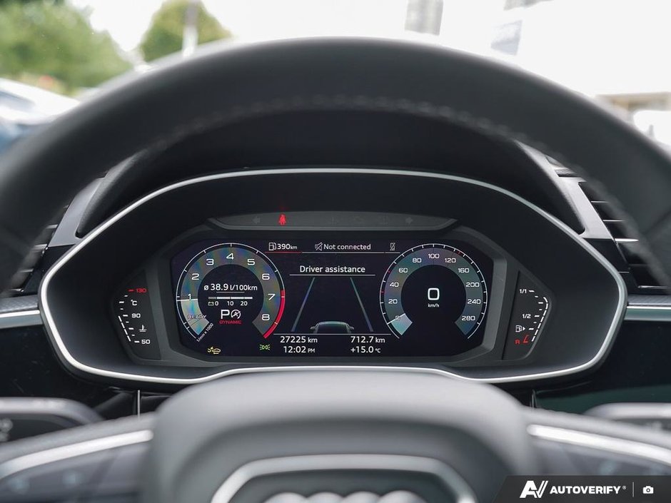 2025 Audi Q3 Progressiv // NO ACCIDENTS-12