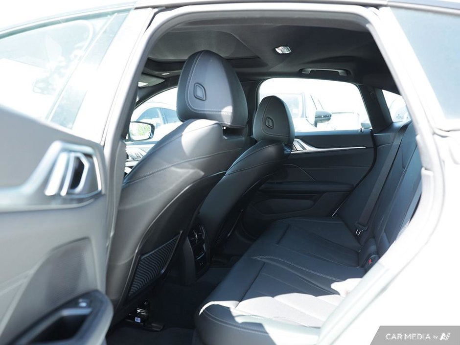2023 BMW I4 EDrive35-16
