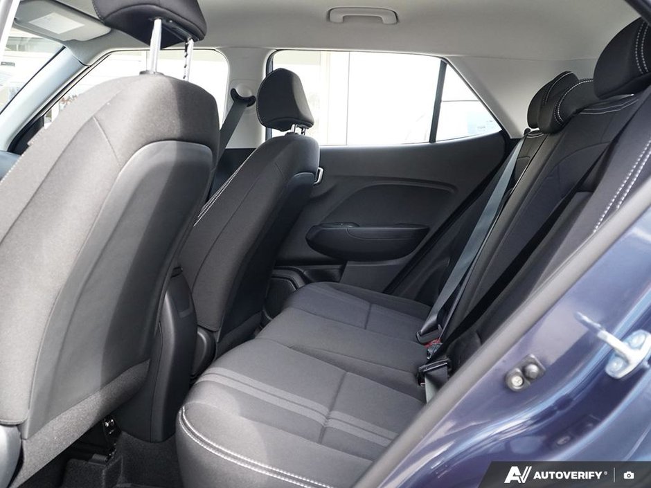 2025 Hyundai Venue PREFERRED // NO ACCIDENTS-5