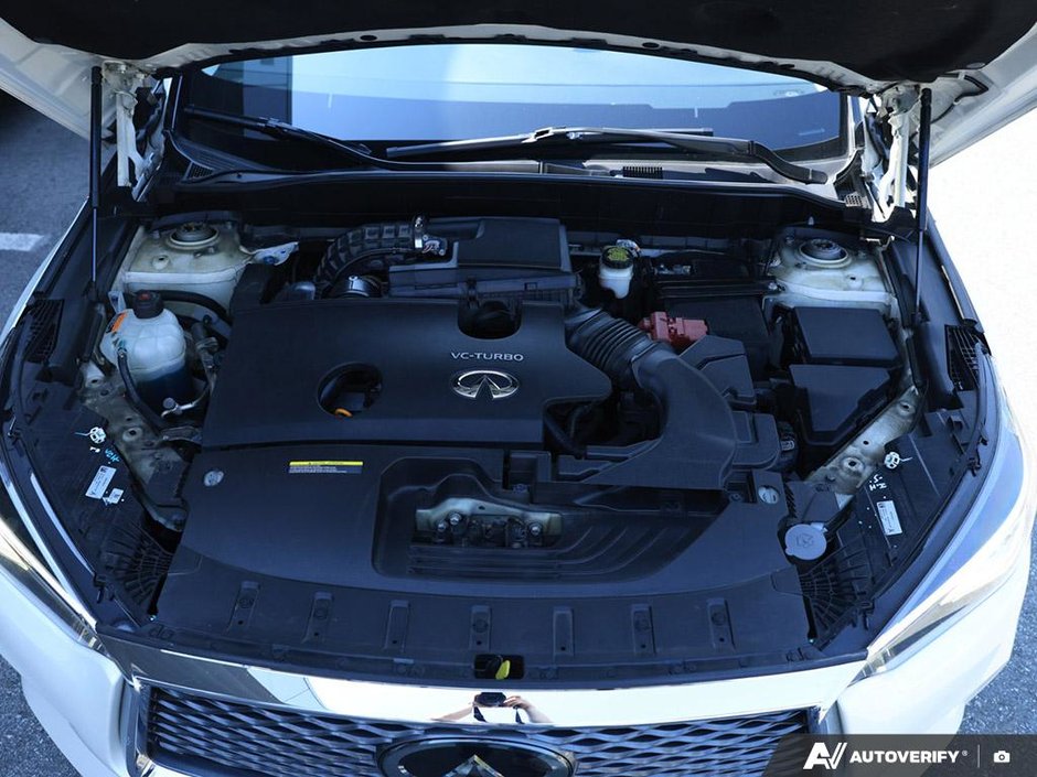 2019 Infiniti QX50 2.0T ESSENTIAL // AWD-22