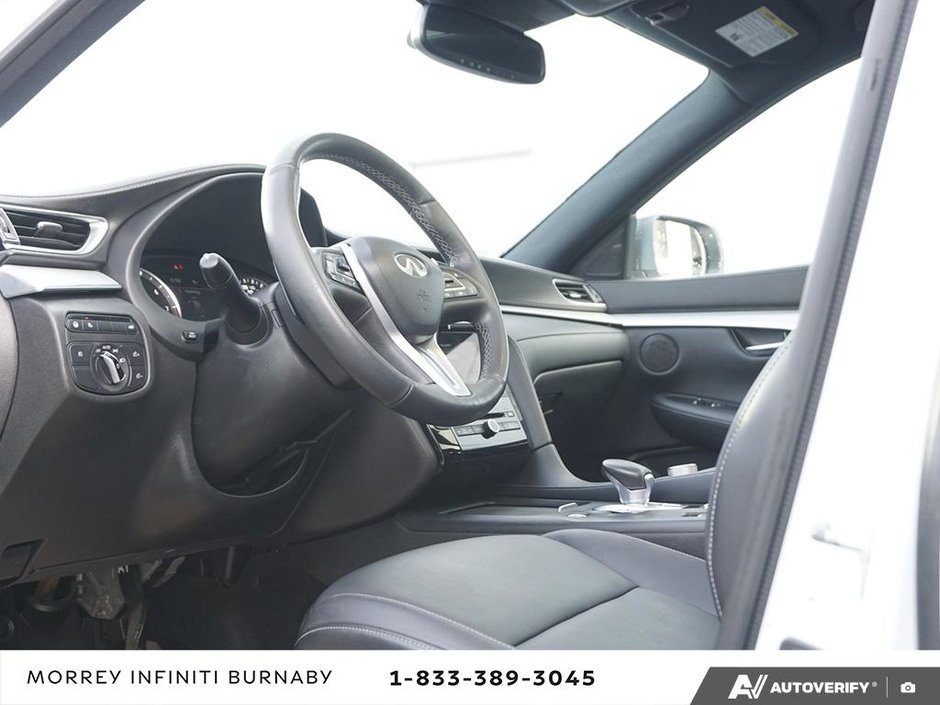 2021 Infiniti QX50 LUXE I-LINE // PRICED TO GO!-16