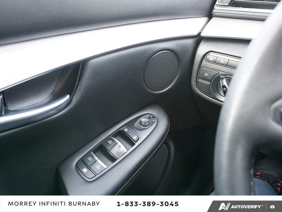 2021 Infiniti QX50 LUXE I-LINE // PRICED TO GO!-22