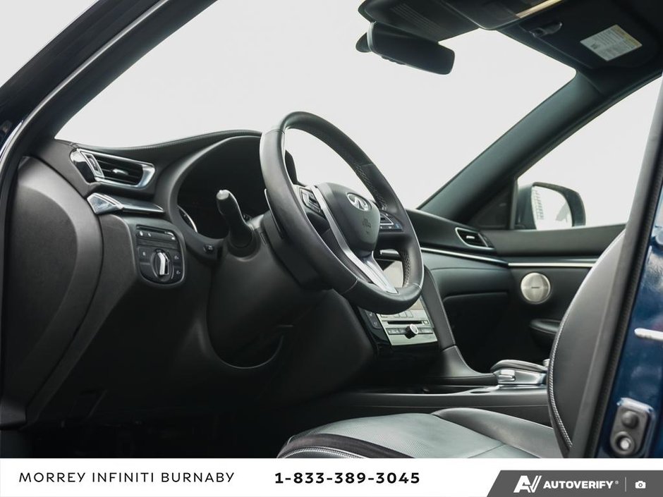 2023 Infiniti QX50 SPORT // LOW KMS-16