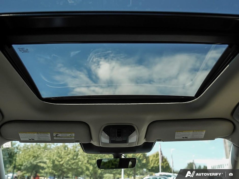 2024 Infiniti QX60 LUXE // NO ACCIDENTS-18