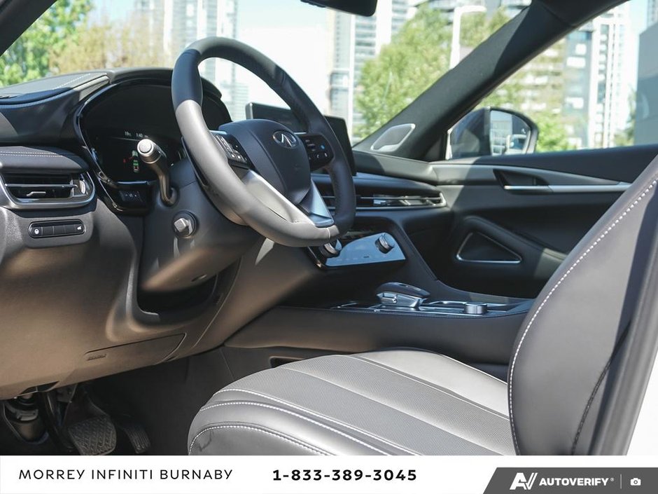 2025 Infiniti QX60 BLACK EDITION // DEMO MODEL-15