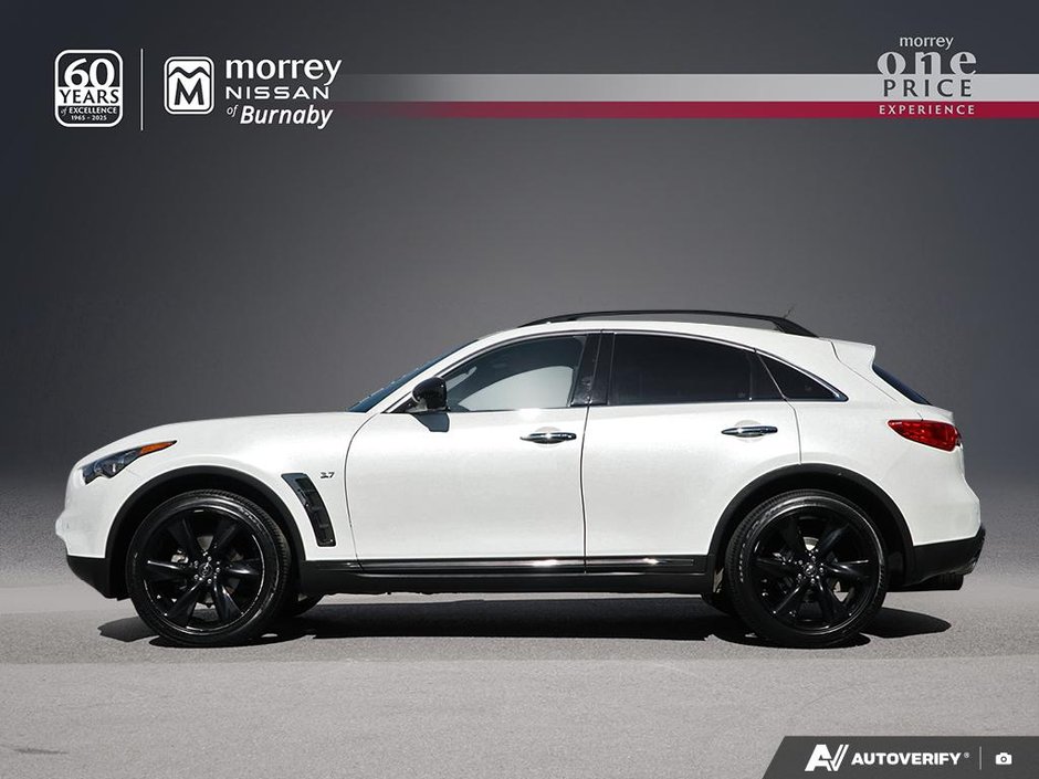 2017 Infiniti QX70 S MODEL // SUPER CLEAN CAR-2