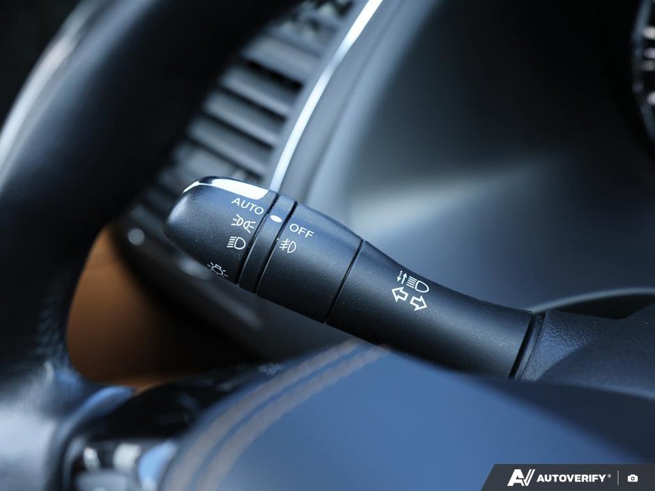 2022 Infiniti QX80 PROACTIVE // 7 PASSENGER-8