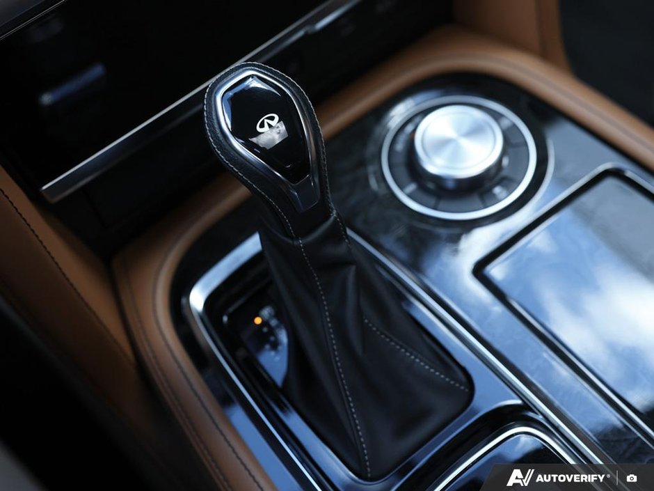 2022 Infiniti QX80 PROACTIVE // 7 PASSENGER-11