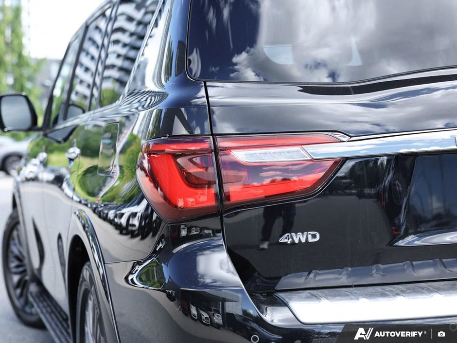 2022 Infiniti QX80 PROACTIVE // 7 PASSENGER-26