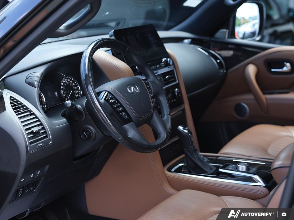 2022 Infiniti QX80 PROACTIVE // 7 PASSENGER-5