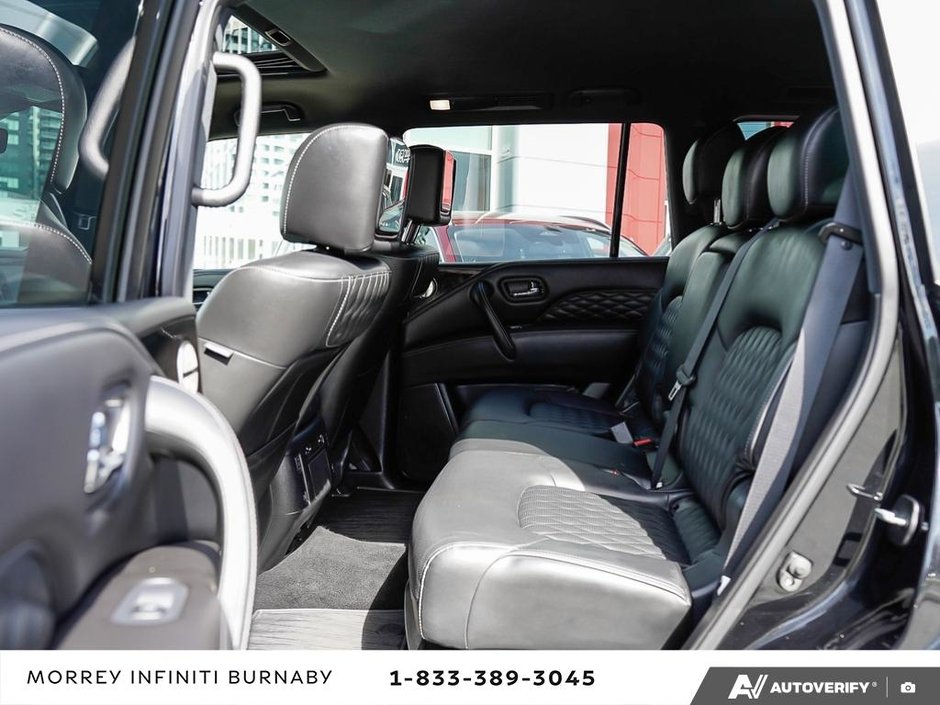 2023 Infiniti QX80 PROACTIVE // 8 PASSENGER-24