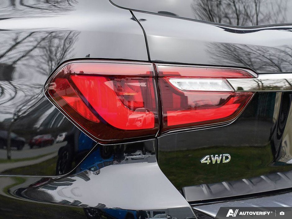 2024 Infiniti QX80 PROACTIVE // 7 PASSENGER-26