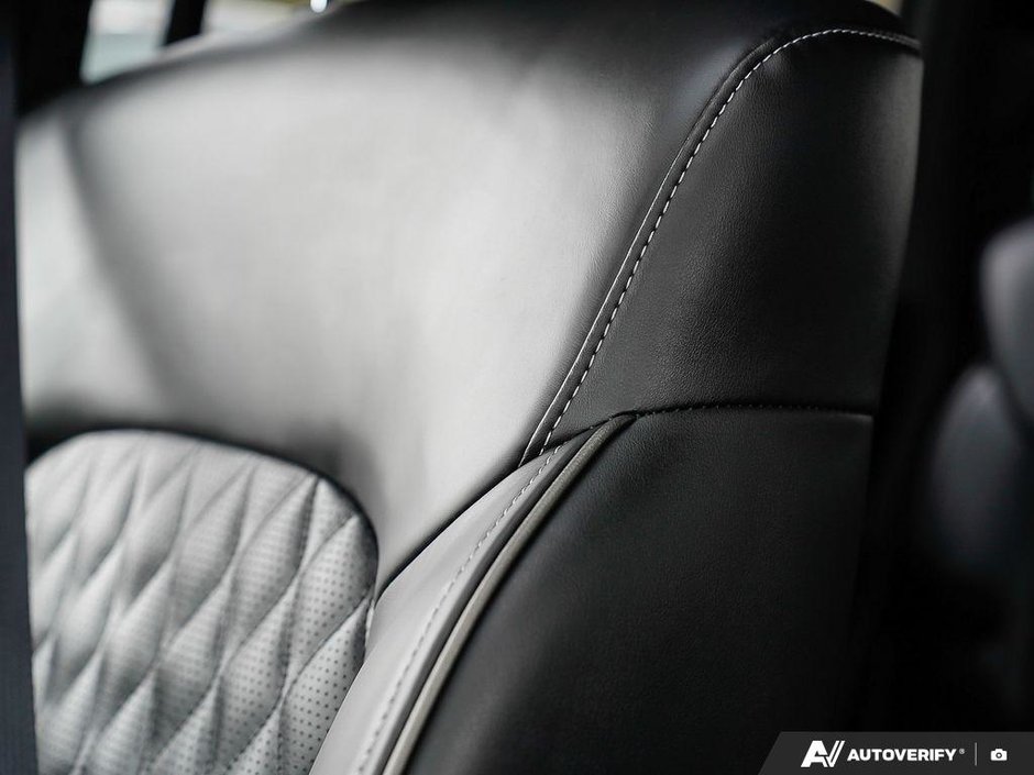 2024 Infiniti QX80 PROACTIVE // 7 PASSENGER-15