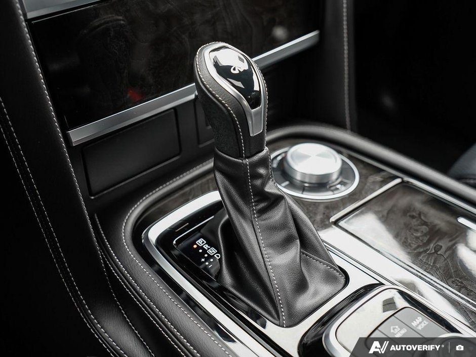 2024 Infiniti QX80 PROACTIVE // 7 PASSENGER-11