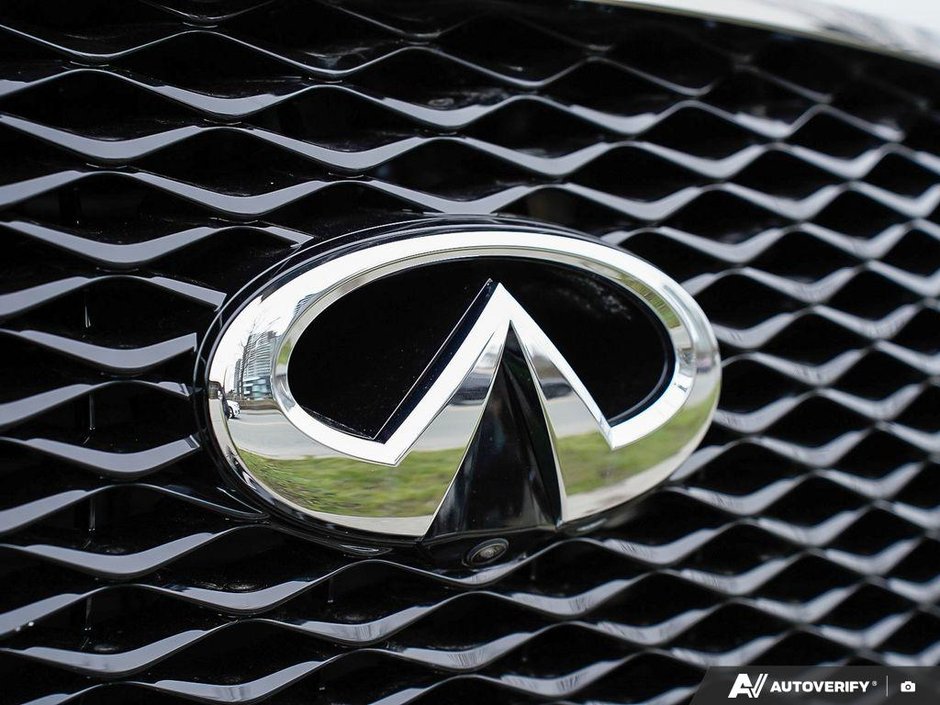 2024 Infiniti QX80 PROACTIVE // 7 PASSENGER-23