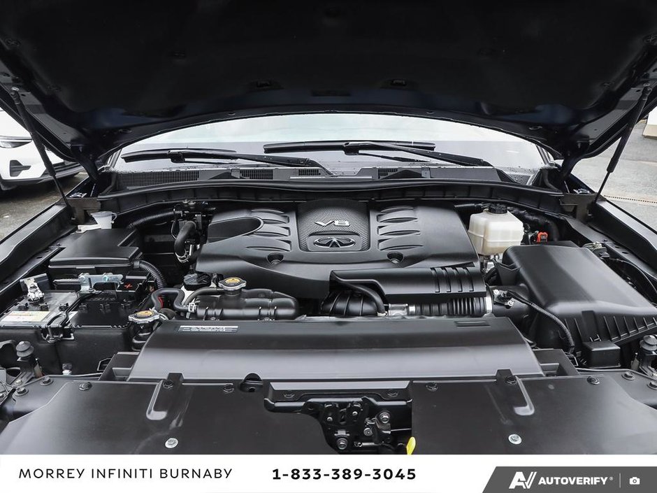 2024 Infiniti QX80 PROACTIVE // 7 PASSENGER-8