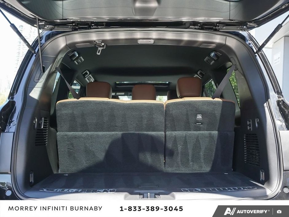 2024 Infiniti QX80 PROACTIVE // 7 PASSENGER-12