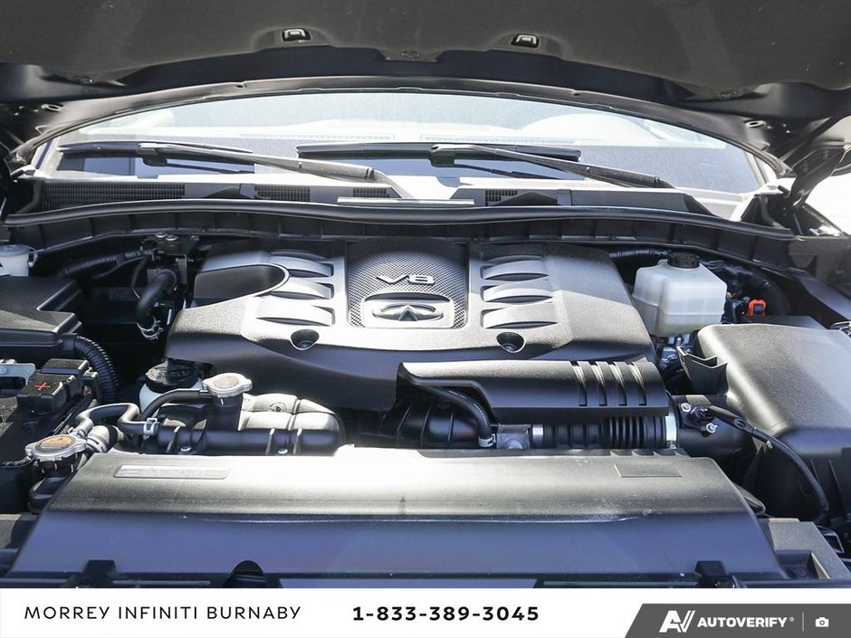 2024 Infiniti QX80 PROACTIVE // 7 PASSENGER-8