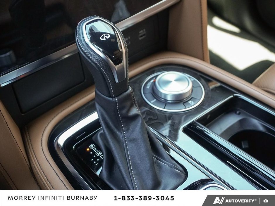 2024 Infiniti QX80 PROACTIVE // 7 PASSENGER-24