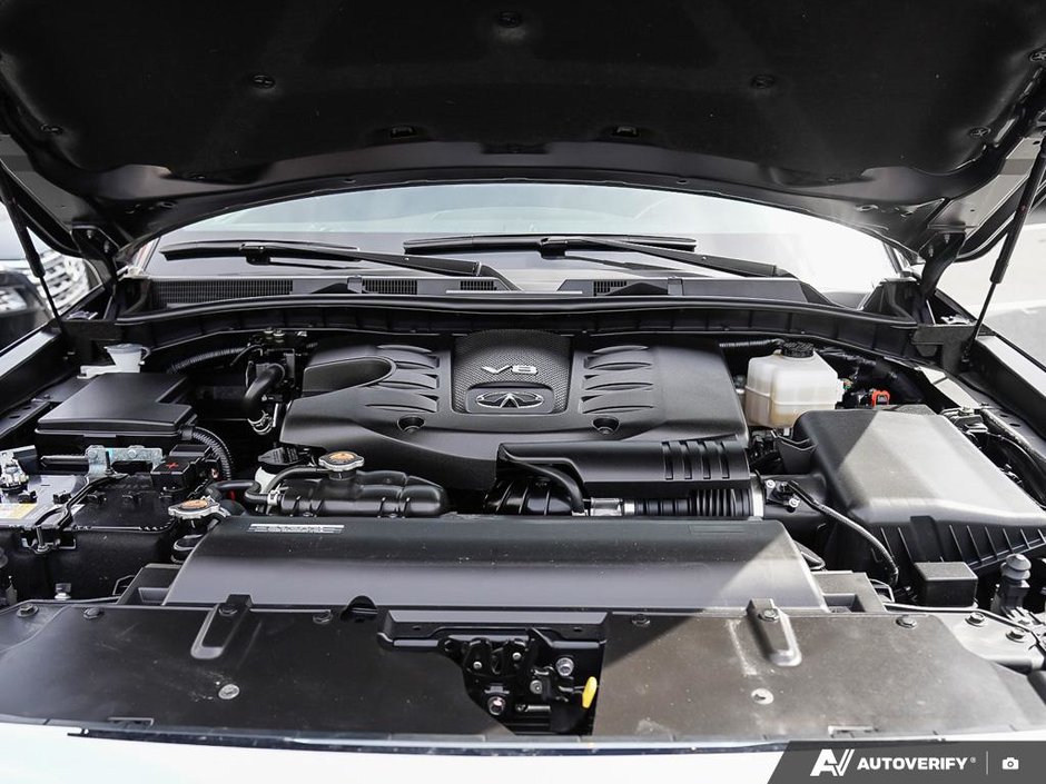 2024 Infiniti QX80 LUXE // 8 PASSENGER-22