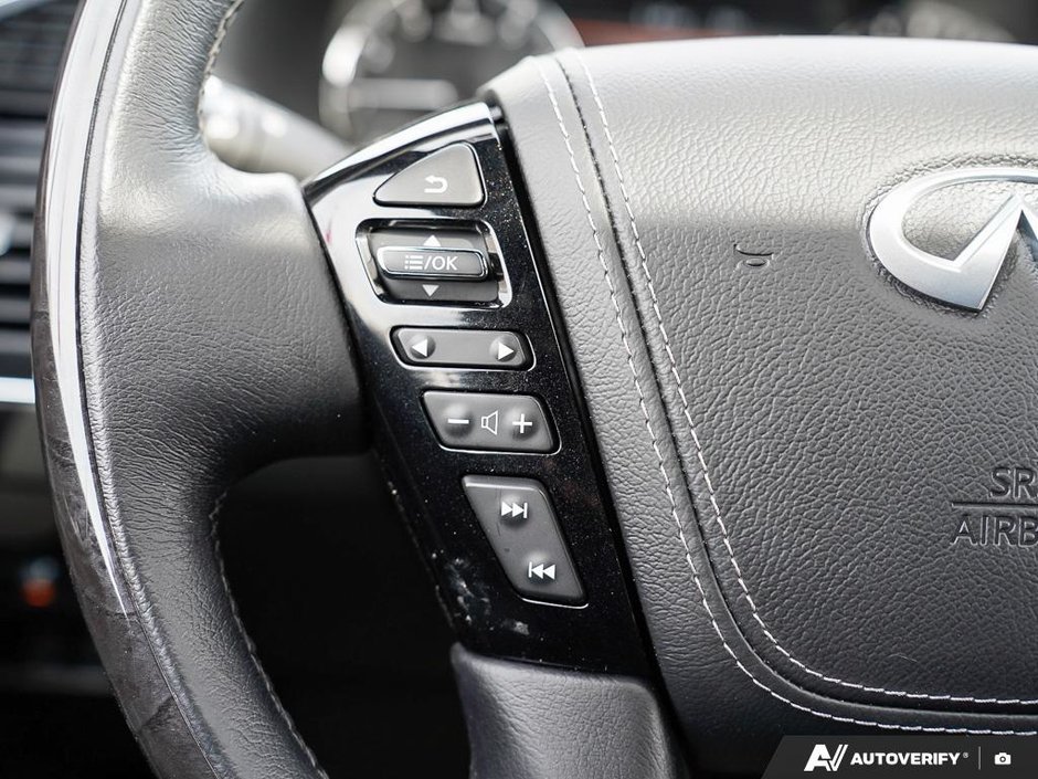 2024 Infiniti QX80 LUXE // 8 PASSENGER-10