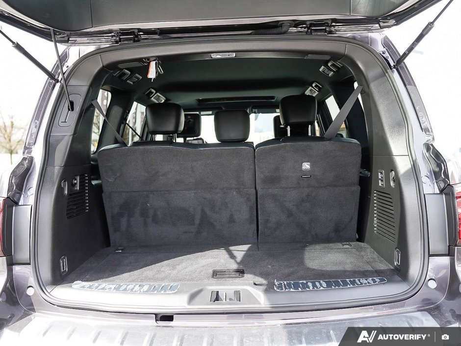 2024 Infiniti QX80 LUXE // 8 PASSENGER-25