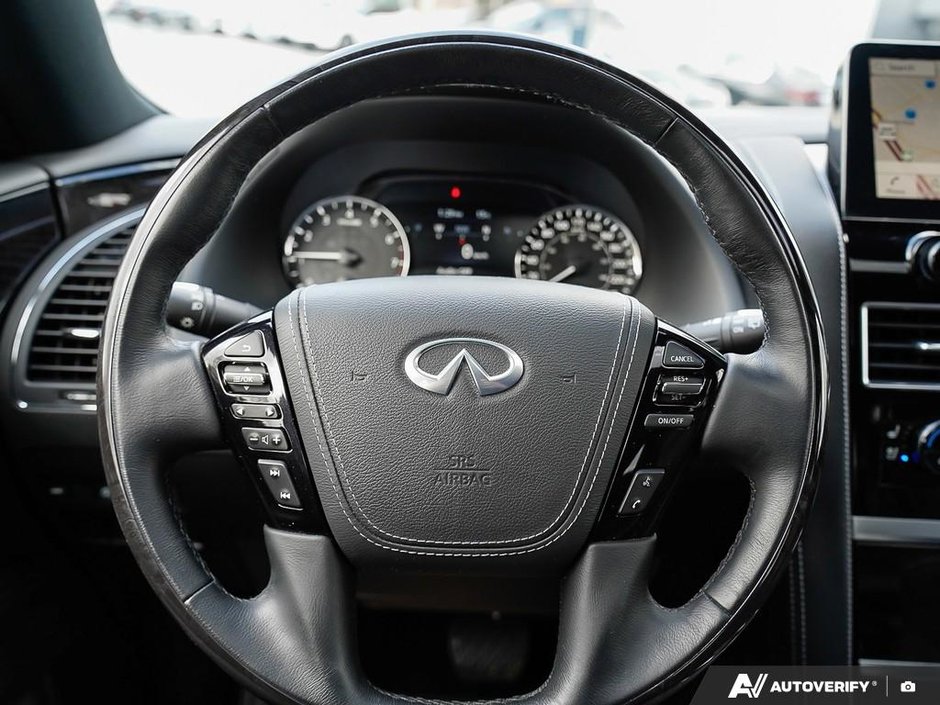2024 Infiniti QX80 LUXE // ULTRA LOW KMS-6