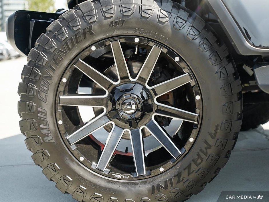 2020 Jeep Wrangler Unlimited SAHARA ALTITUDE + RIMS/TIRES-20