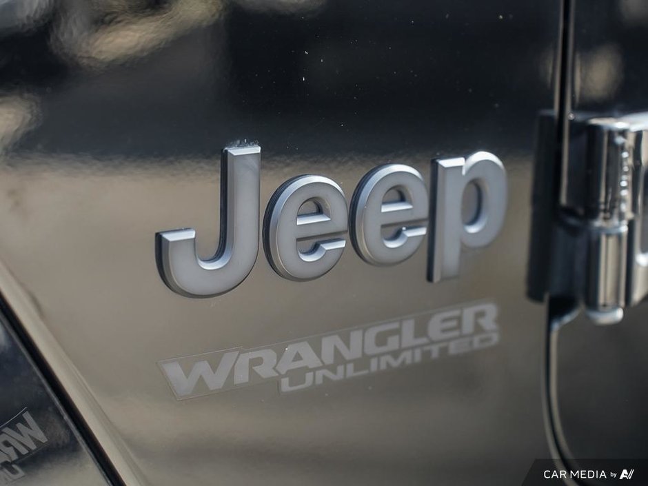 2020 Jeep Wrangler Unlimited SAHARA ALTITUDE + RIMS/TIRES-23