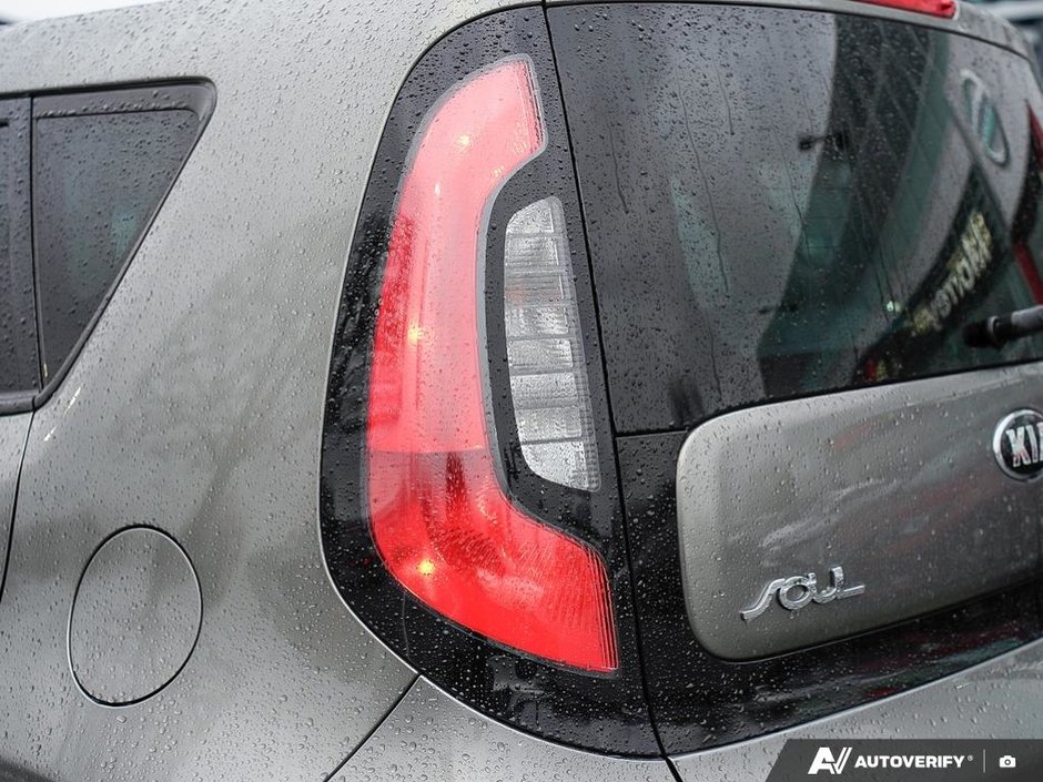 2018 Kia Soul LX // 2 SETS OF TIRES!-26