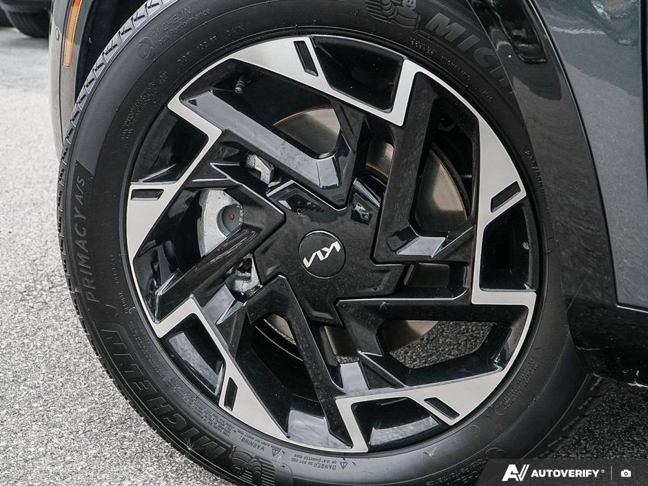 2025 Kia Sportage Plug-In Hybrid SX // NO ACCIDENTS-17