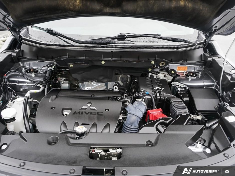 2020 Mitsubishi RVR SE FWD // NO ACCIDENTS-20