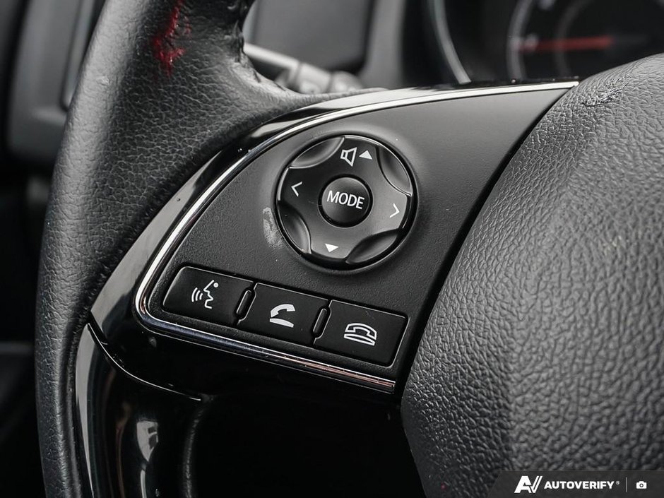 2020 Mitsubishi RVR SE FWD // NO ACCIDENTS-11