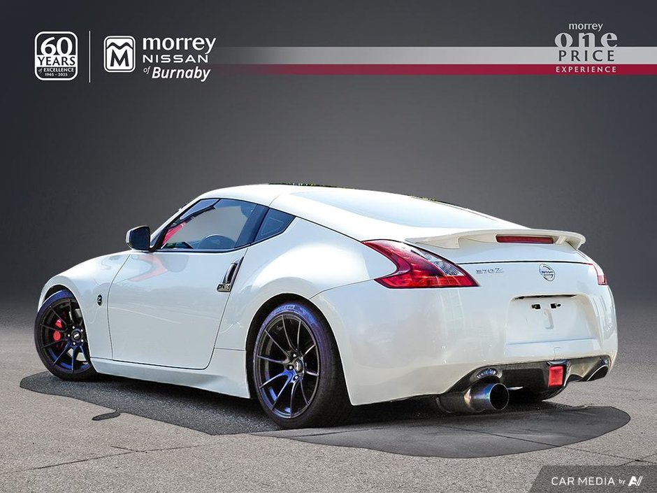 2019 Nissan 370Z coupe SPORT + ULTRA LOW KMS-3
