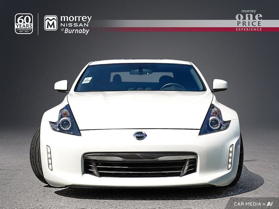 2019 Nissan 370Z coupe SPORT + ULTRA LOW KMS-1