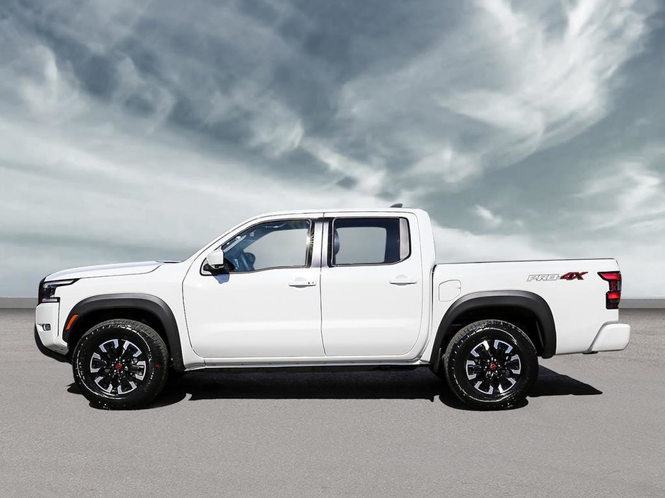 2024 Nissan Frontier PRO-4X Luxury-2