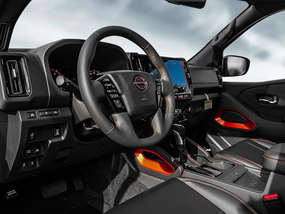 2025 Nissan Frontier PRO-4X LWB-10